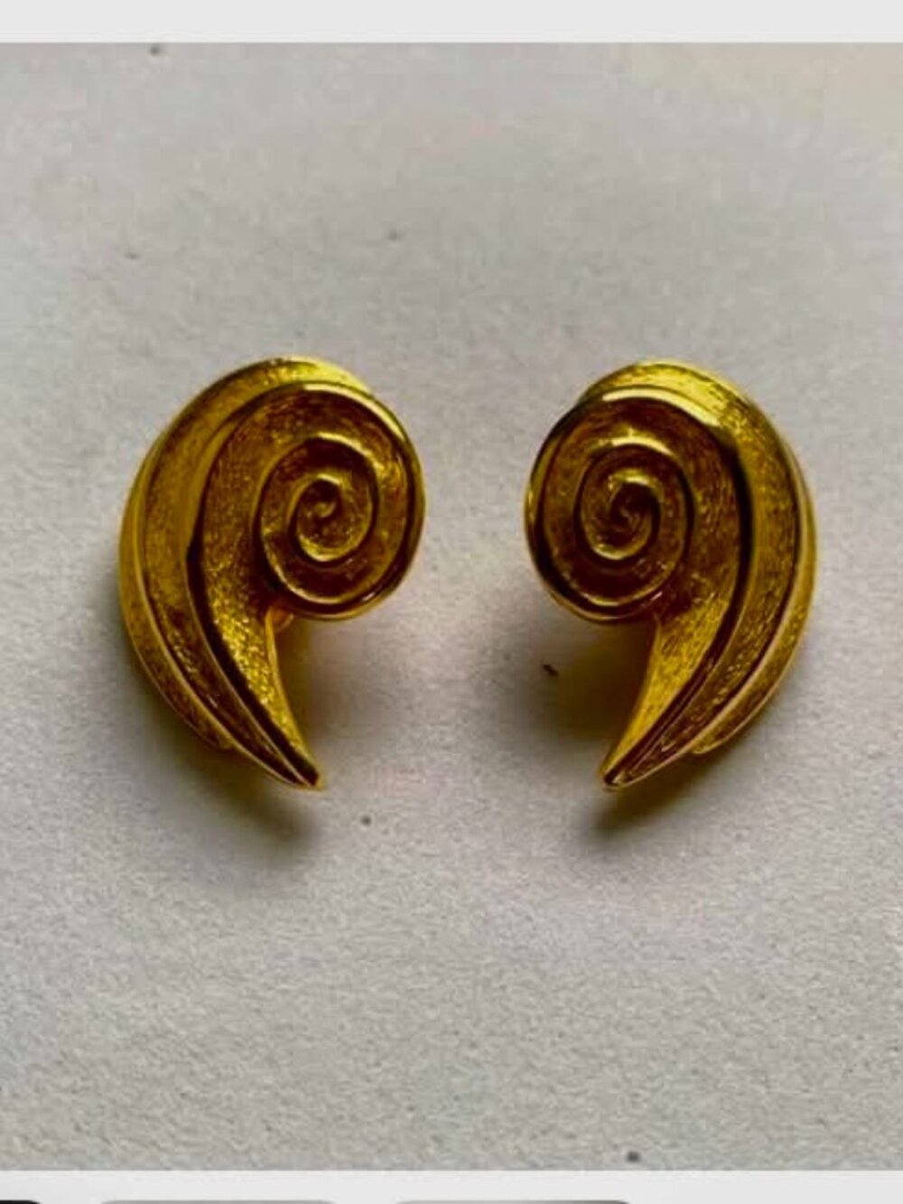 Vintage Gold-Tone Textured Spiral Clip-On Earrings